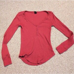 Wild Fable Ribbed V Neck Henley T Shirt Women’s XS Maroon Long Sleeve Buttons